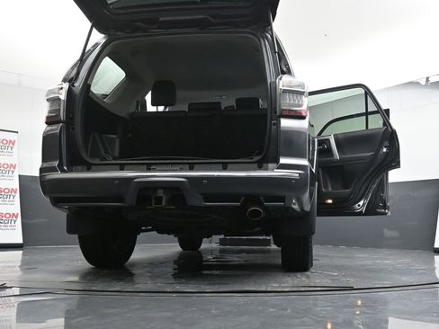 Used 2022 Toyota 4Runner Limited image 47