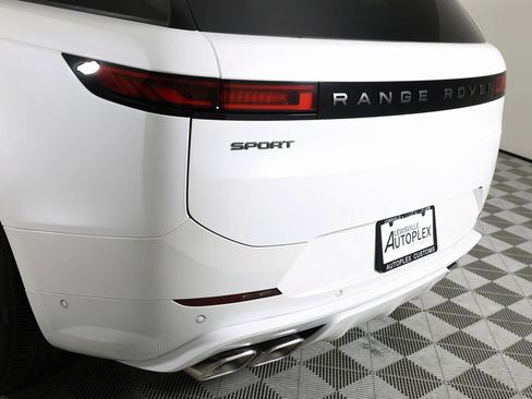 Used 2025 Land Rover Range Rover Sport Dynamic SE image 51