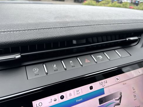 New 2026 Jeep Grand Cherokee L Limited AWD/4WD image 13