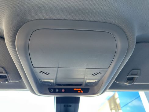 Used 2020 Chevrolet Equinox LS w/ LS Convenience Package image 33