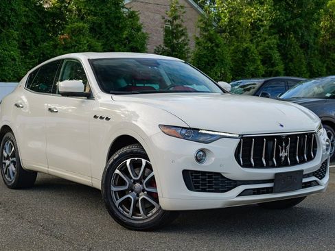 Used 2019 Maserati Levante image 1