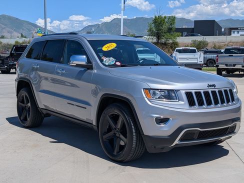 Used 2015 Jeep Grand Cherokee Limited w/ Trailer Tow Group IV AWD/4WD image 7