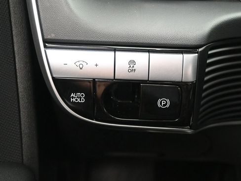 Used 2024 Hyundai Ioniq 5 SE RWD image 23