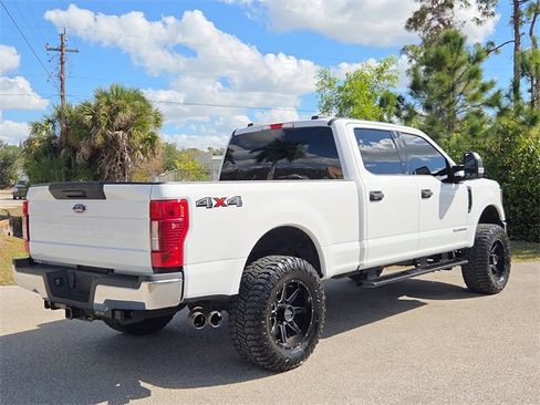 Used 2021 Ford F250 XLT image 4