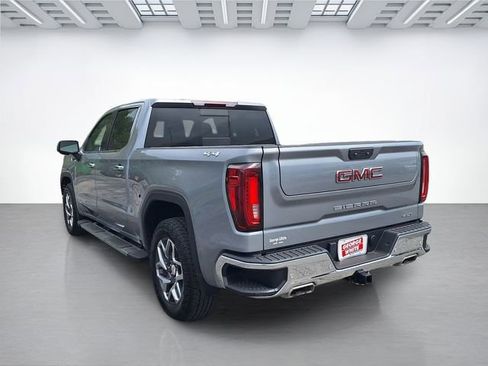 Used 2023 GMC Sierra 1500 SLT w/ SLT Premium Plus Package AWD/4WD image 6