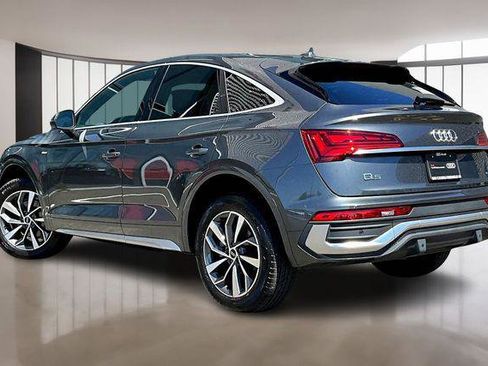 Certified 2023 Audi Q5 2.0T Premium w/ Convenience Package AWD/4WD image 4