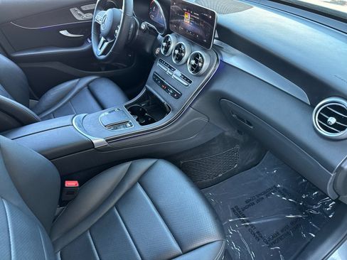 Used 2020 Mercedes-Benz GLC 300 4MATIC image 15