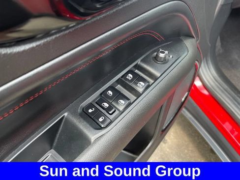 Used 2023 Jeep Compass Trailhawk w/ Sun and Sound Group AWD/4WD image 11