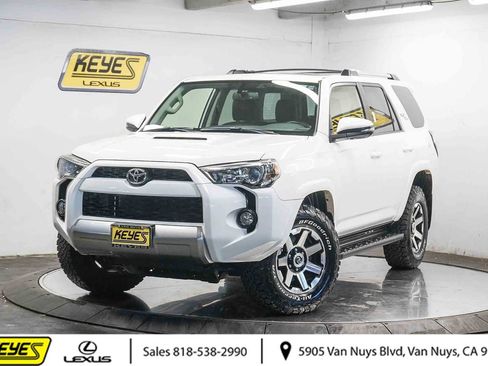 Used 2018 Toyota 4Runner TRD Off-Road Premium image 1