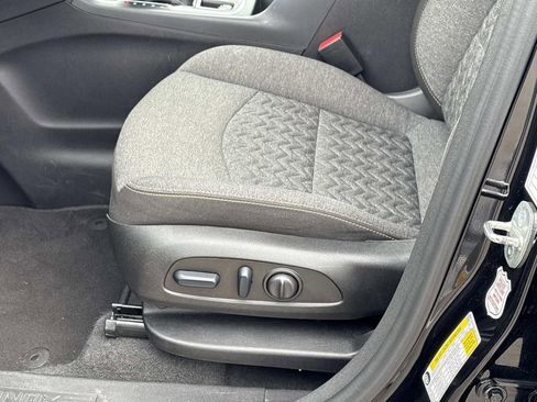 Used 2024 Chevrolet Equinox LT image 26