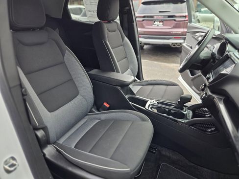 Used 2023 Chevrolet TrailBlazer LT w/ Convenience Package image 37