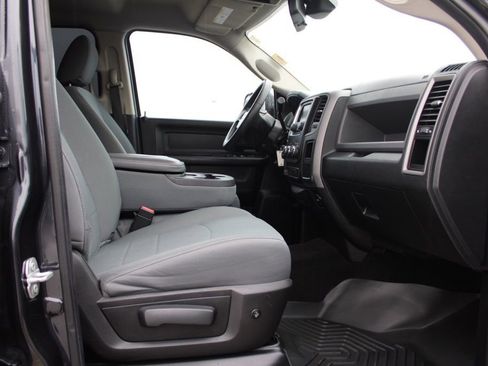 Used 2016 RAM 2500 Tradesman w/ Chrome Appearance Group image 21