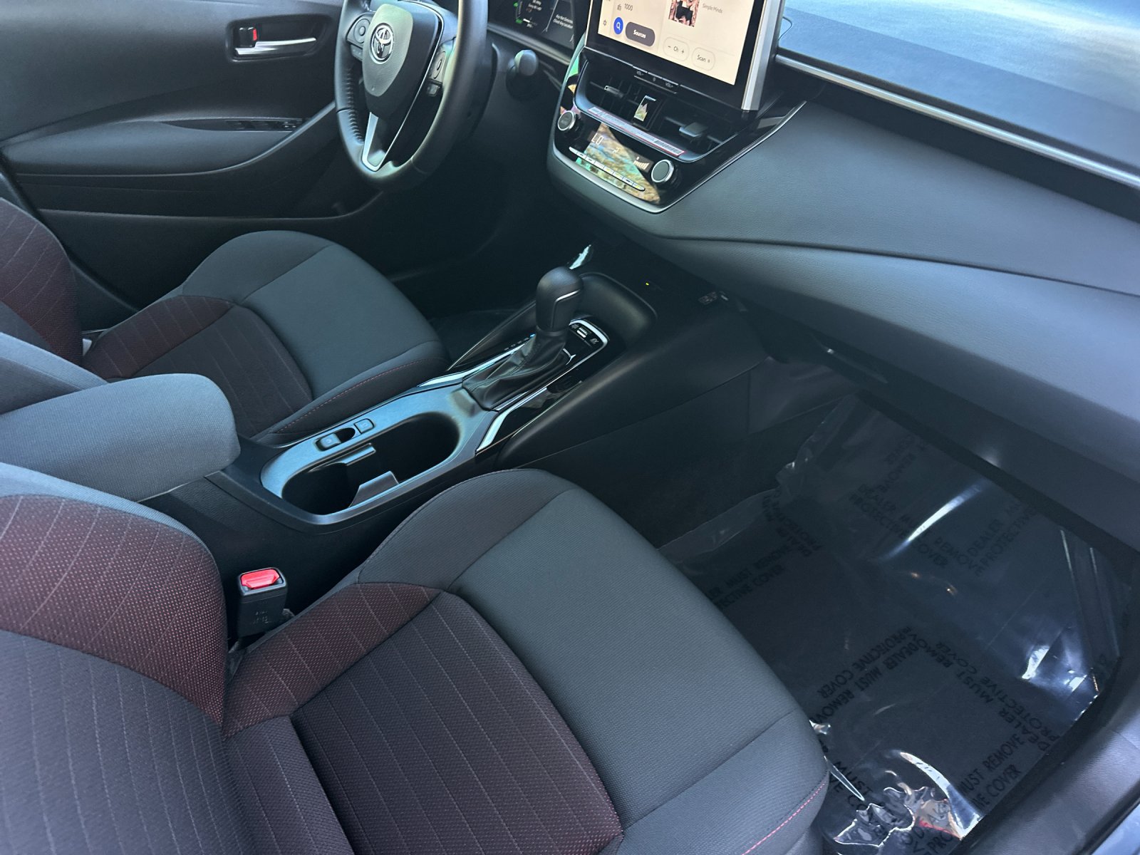 Used 2026 Toyota Corolla SE w/ SE Premium Package FWD image 14