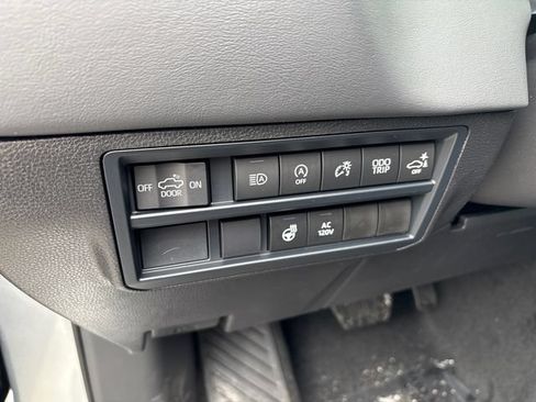 New 2026 Toyota Tundra Platinum AWD/4WD image 15