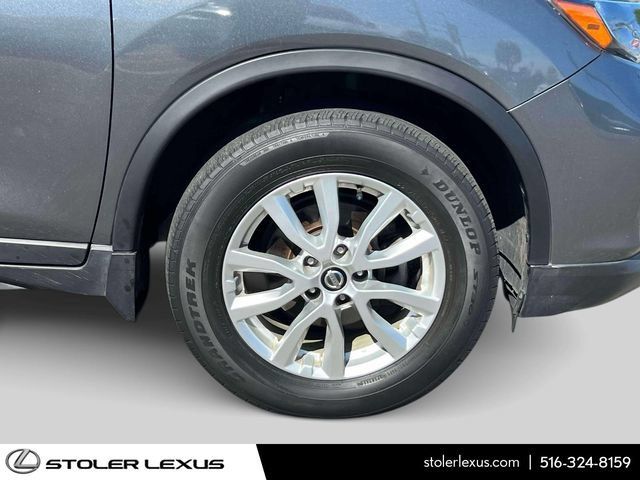 Used 2020 Nissan Rogue SV AWD/4WD image 9
