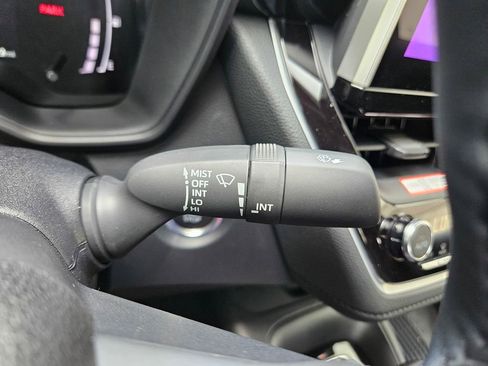 Certified 2025 Toyota Corolla SE w/ SE Premium Package FWD image 20
