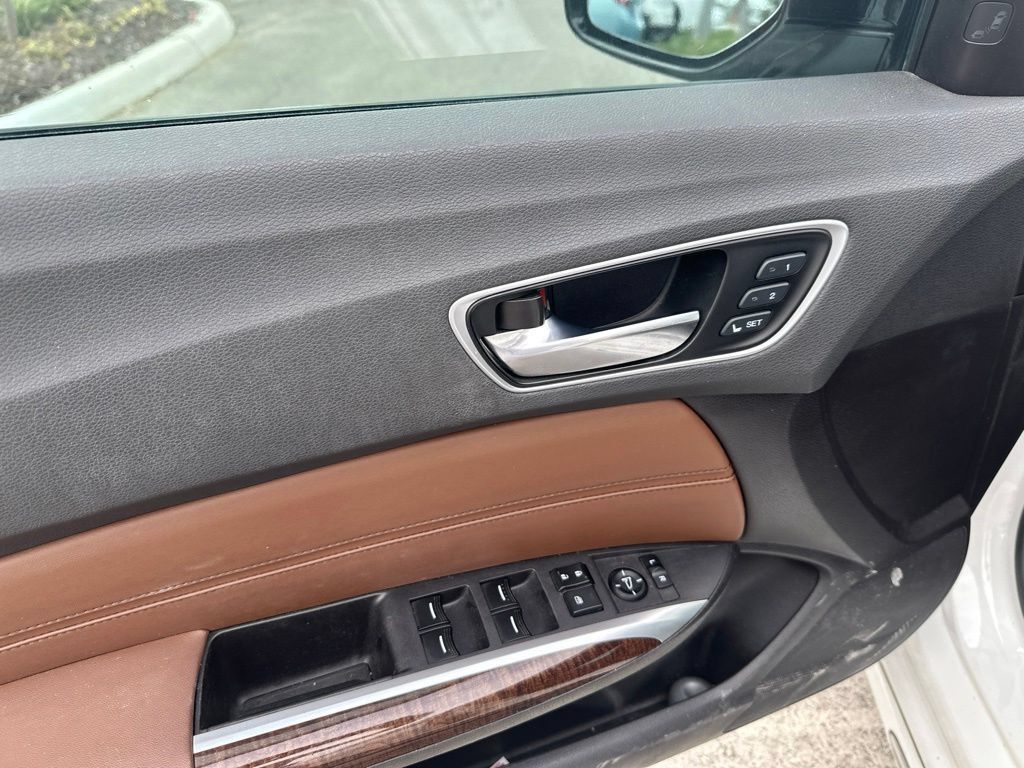 Used 2020 Acura TLX w/ Technology Package FWD image 13