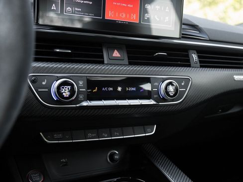 Used 2025 Audi RS 5 2.9T image 25