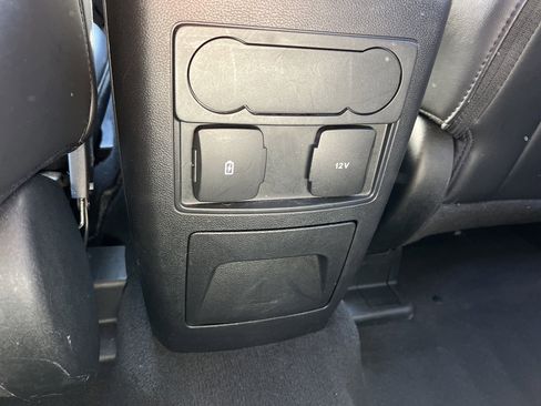 Used 2023 Ford Explorer XLT w/ Equipment Group 202A image 14