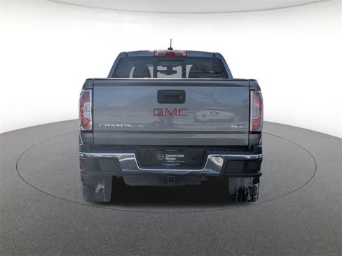 Used 2019 GMC Canyon SLE image 6