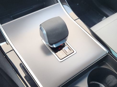 Certified 2026 Land Rover Range Rover Velar S image 20