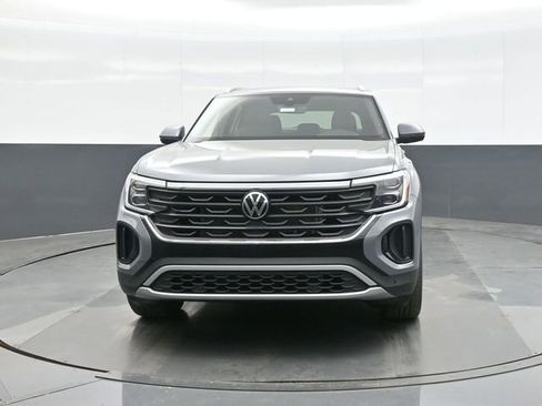 New 2026 Volkswagen Atlas Cross Sport SE AWD/4WD image 2