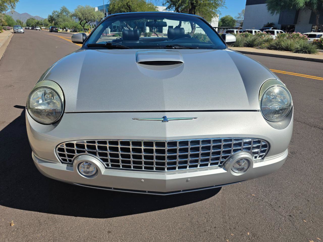 Used 2005 Ford Thunderbird RWD image 18