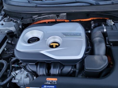 Used 2017 Hyundai Sonata Plug-In Hybrid image 8