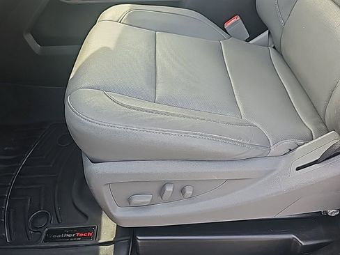 Used 2017 Chevrolet Silverado 2500 LTZ w/ Duramax Plus Package image 11