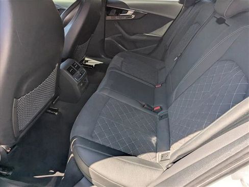 Used 2022 Audi S4 Premium Plus w/ Premium Plus Package image 19