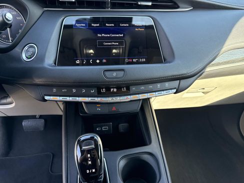 Used 2022 Cadillac XT4 Premium Luxury w/ Safety Alert Package image 27