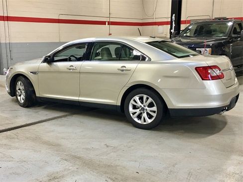 Used 2011 Ford Taurus SEL w/ 201A Rapid Spec Order Code image 2