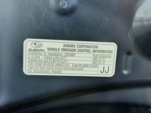 Used 2024 Subaru Crosstrek 2.0i AWD/4WD image 19