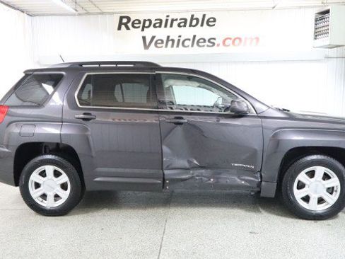 Used 2016 GMC Terrain SLE w/ Driver Alert Package I AWD/4WD image 4