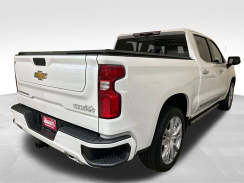 Used 2024 Chevrolet Silverado 1500 High Country w/ High Country Premium Package AWD/4WD image 7