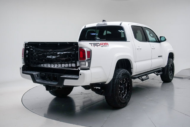 Used 2021 Toyota Tacoma TRD Sport w/ TRD Premium Sport Package AWD/4WD image 5