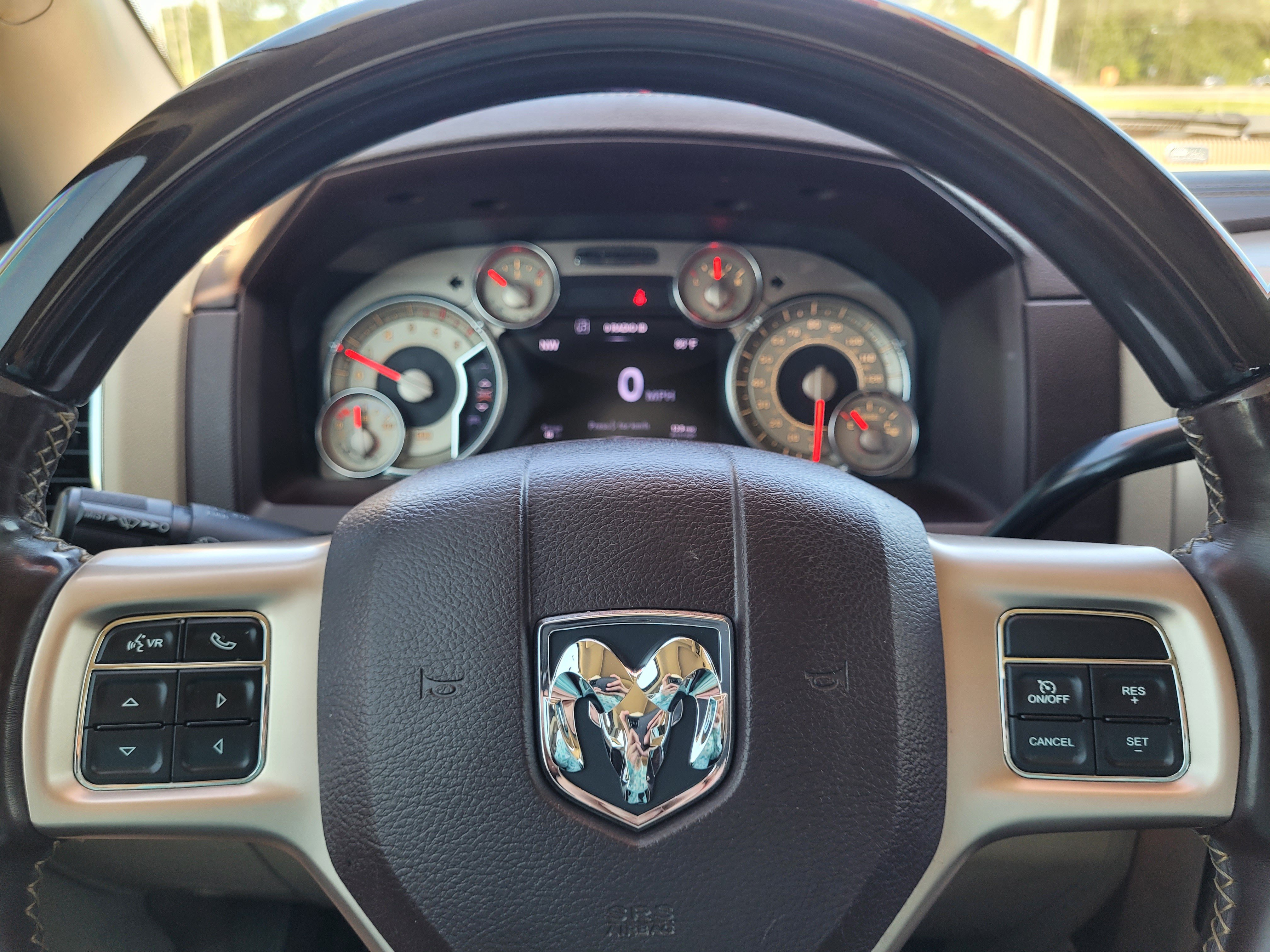 Used 2017 RAM 3500 Laramie Longhorn w/ Convenience Group AWD/4WD image 20