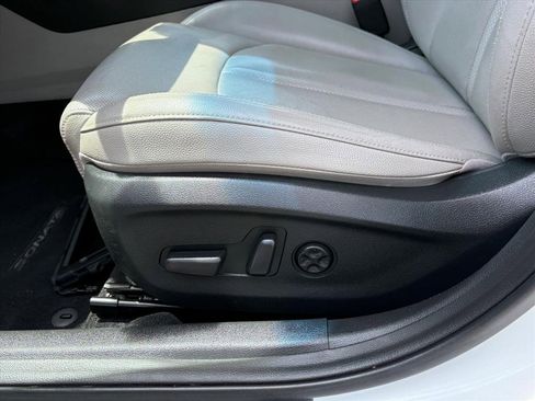 Used 2019 Hyundai Sonata Limited FWD image 15