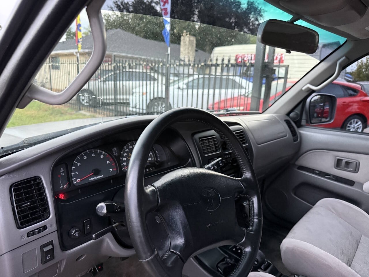 Used 2001 Toyota 4Runner SR5 AWD/4WD image 14