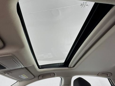 Used 2024 Honda Accord EX image 18