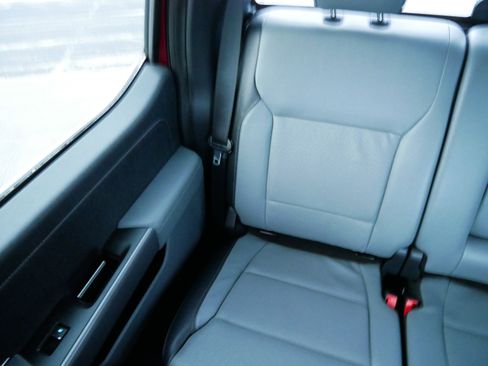 Used 2022 Ford F150 Lariat w/ Equipment Group 502A High image 12