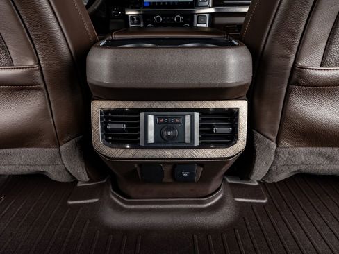 Used 2024 Ford F350 King Ranch w/ Chrome Package image 33