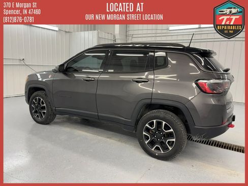 Used 2019 Jeep Compass Trailhawk w/ Cold Weather Group AWD/4WD image 7