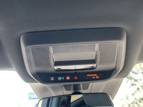 New 2026 Chevrolet Blazer EV LT image 16