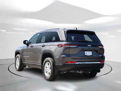 New 2025 Jeep Grand Cherokee Laredo w/ MOPAR Finishing Package image 2