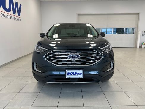 Used 2024 Ford Edge Titanium w/ Equipment Group 301A AWD/4WD image 3
