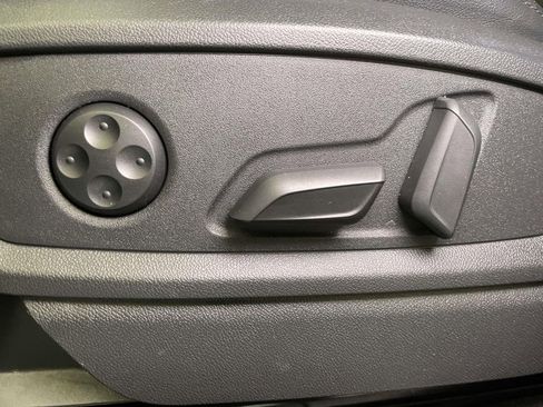 Used 2023 Audi Q5 2.0T Premium Plus w/ Premium Plus Package image 17