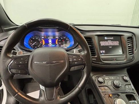 Used 2017 Hyundai Santa Fe SE FWD image 15