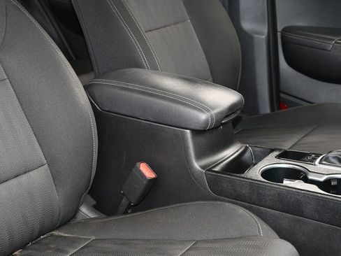 Used 2020 Kia Sportage LX image 36