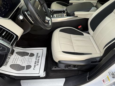 Used 2020 Land Rover Range Rover Sport HSE Dynamic image 34